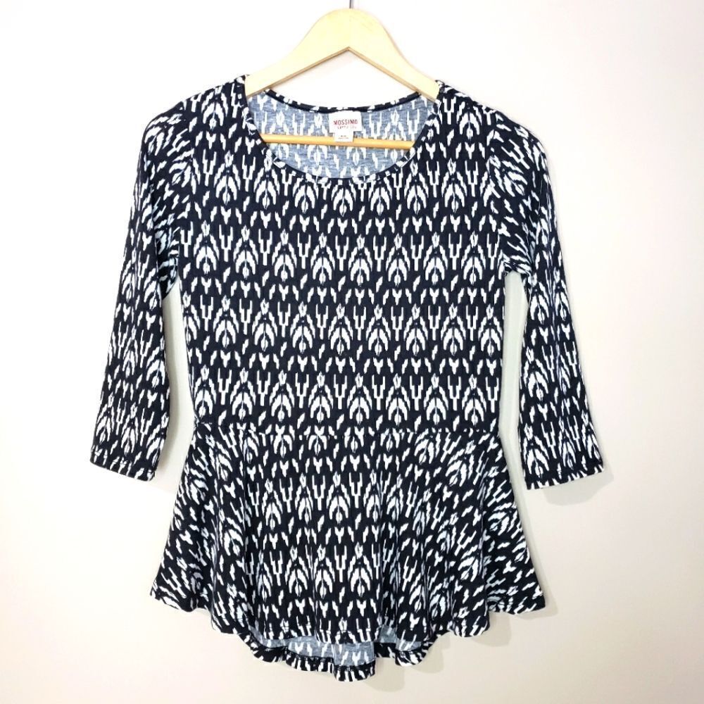 🦋3/$25 Mossimo Supply Co Small Black White 3/4 Sleeve Tribal Pattern Peplum Top
